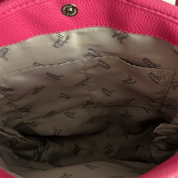 Jewel by Thirty-One hot pink handbag with removable, adjustable strap - Picture 5 of 11